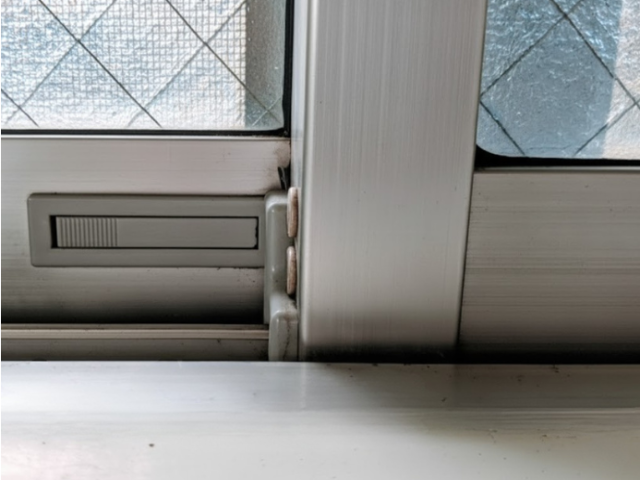 清掃後、輝きを取り戻したキッチンシンク